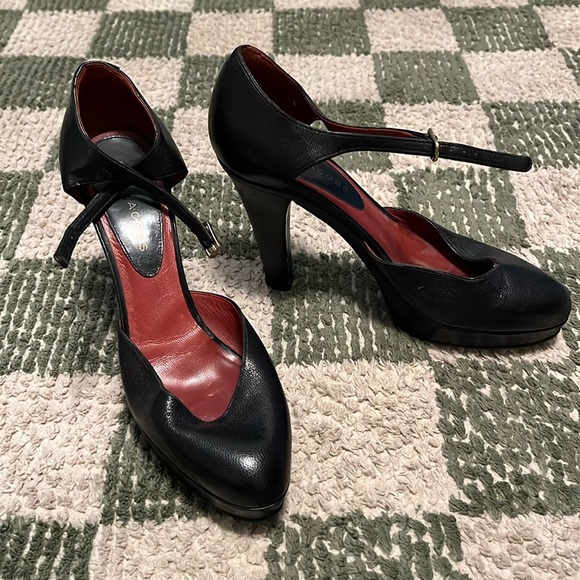 Marc Jacobs Women's Black Courts - Picture 2 of 6